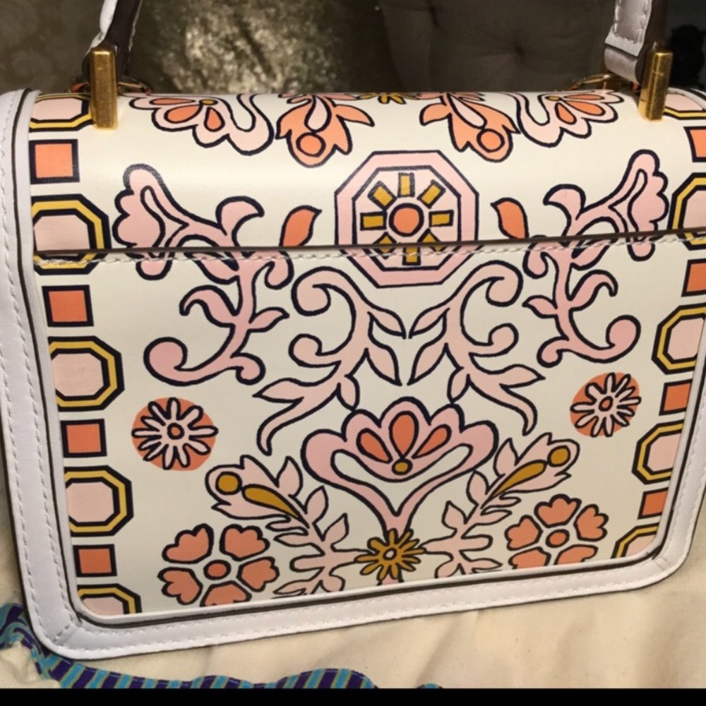 Traded 💝Tory Burch 2018 Spring collection - Picture 3 of 6